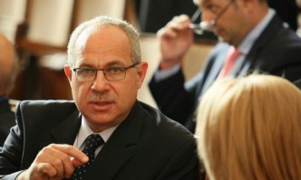 За да допринесе за информационното уплътняване при посещението на премиера