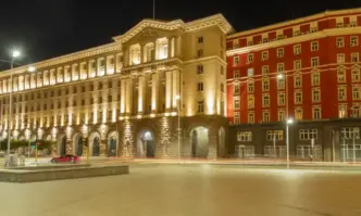 Министерският съвет ще заседава утре извънредно от 17 00 часа съобщиха