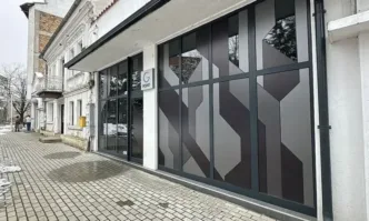 Разследването на случая с нерегламентираното видеонаблюдение в козметични салони в