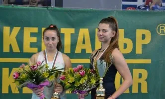 Дария Радулова е шампион на Държавното лично първенство по тенис за жени в зала ВСК КЕНТАВЪР
