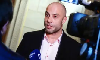 Критики за закъснение получи председателя на КЗП Стоил Алипиев на