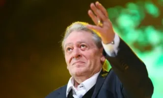 България се прощава с големия композитор певец и поет Михаил
