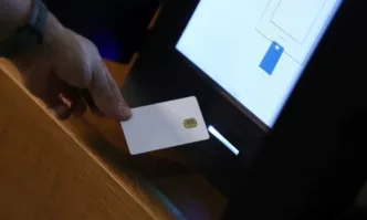 Падна и първата машина за гласуване във Варна