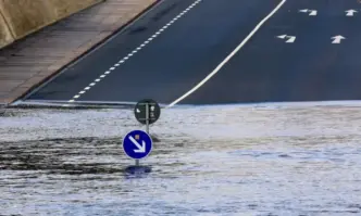 Като превантивна мярка общо 6014 души са били евакуирани през
