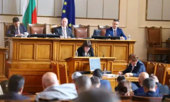 Министерство на финансите е спряло имитирането на нов дълг в