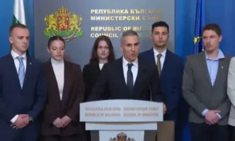 Служебният министър председател Андрей Гюров проведе среща с представители на младежки