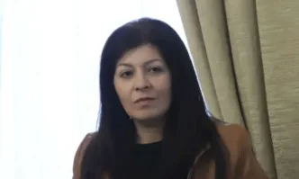 Севделина Арнаудова: Държаха се и с детето ми като с престъпник, ще съдя ПП заради дъщеря си