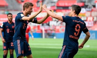 Томас Мюлер стана първият полеви футболист в историята на Байерн