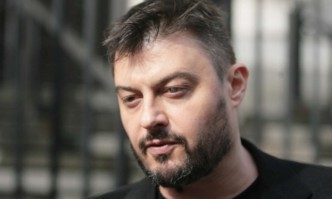 От фейсбук профила на журналиста Николай БарековБойко го арестуваха подлогите