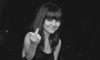 Изгората на млад социалист размаха среден пръст във Фейсбук (ОБНОВЕНА)
