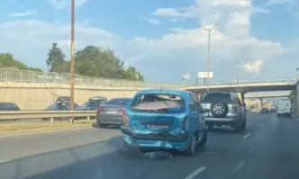 Верижна катастрофа на столичния Околовръстен път Четири или пет коли