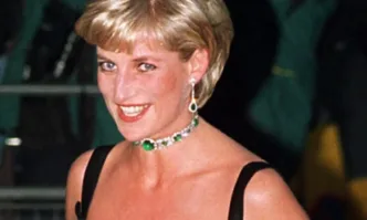 Личната кола на британската принцеса Даяна беше продадена днес на