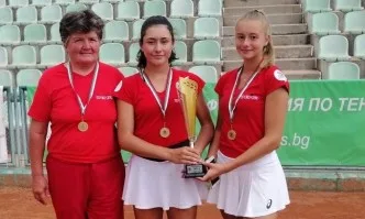 ТК 15:40 при юношите и ТК Дема и при девойките - шампиони на Държавното отборно първенство по тенис до 18 г.