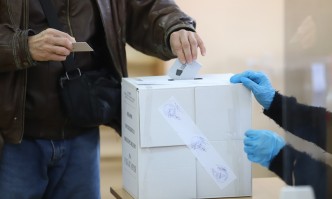 На първия тур в 16 часа бяха гласували 25 58 от