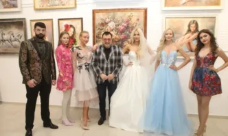 Радостното облекло: символ на празника и поезия на душата