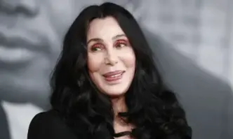 Шер вече покори света на поп музиката а сега преминава