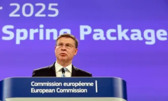 Еврокомисарите Валдис Домбровскис и Екатерина Захариева идват в България