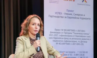 Деляна Иванова ББР подкрепя общините за капиталови инвестиции и енергийна