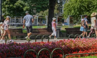 Хладен фронт носи дъжд и гръмотевици на места в петък