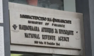 Подаването на годишна данъчна декларация в Национална агенция за приходите