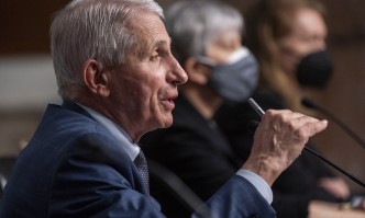 Неволно изпусната реплика гаф или чиста случайност Включен микрофон улови