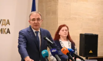 Министър Гуцанов ще представи проект който осигурява екипировка за пожари