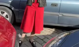 Гражданин бил заплашван от жена, която твърди, че е прокурор. Тече проверка