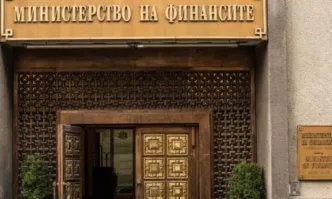 МФ отделя 18 млн. евро за превоз на ученици и междуселищен транспорт