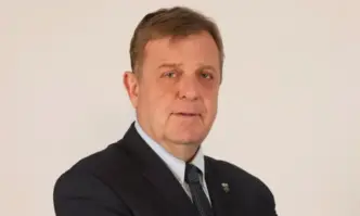 Когато ти натоварваш армията с извънредни усилия с извънреден труд