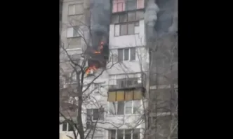 Пожар избухна в жилищен блок в квартал Дружба в Русе