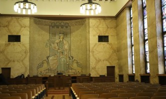 От профила във Фейсбук на Мариан БашурГледах брифингите на симпатичните