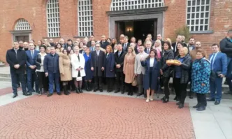 ГЕРБ София даде началото на предизборната си кампания с водосвет за