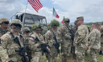 Ние наистина сме по силни заедно и вчерашното учение Defensive Shield