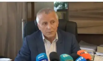 Извършени са огледи разпитани са свидетели в момента се установяват