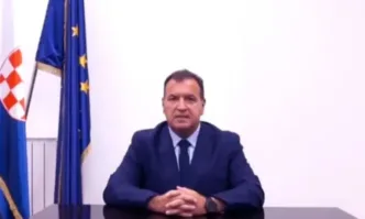 Министър председателят на Хърватия Андрей Пленкович уволни министъра на здравеопазването Вили
