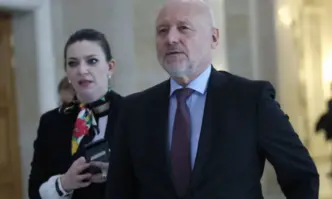 Допълнителна военна помощ за Украйна се подготвя от правителството обяви