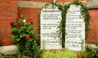 Американският щат Луизиана разпореди десетте божи заповеди да бъдат изложени