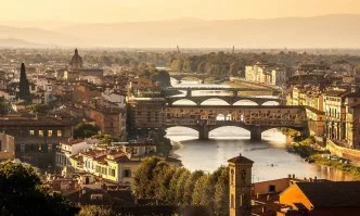 Италия намалява намалява вечерния час в райони с нисък риск