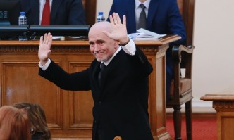 Комисията проверява и бившия му заместник Илия Илиев който вчера