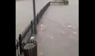 Трима жертви на наводнения в района на Централен Анадол Екипите