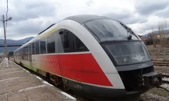 Мислят варианти как влакът до Одрин да тръгва от София