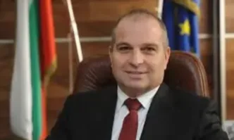 Гроздан Караджов ще въведе в експлоатация три нови локомотива Смартрон