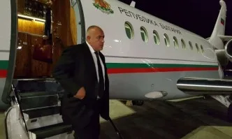 Технически проблем със самолета на Борисов, едвам кацна в София