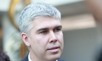 Консорциум Аркад ни даде 5 джипа върнахме ги в петък