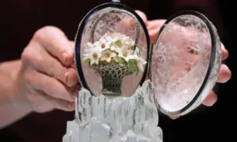 Зимното яйце на Фаберже беше продадено за рекордните 22,9 млн. британски лири