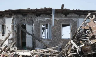 Руска ракетна атака през нощта уби 17 души в Запорожие