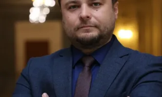 Още един политик напусна ДПС-Доган. Кой е той?