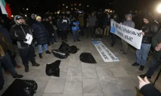 Протестиращи отново поискаха оставката на Борислав Сарафов от длъжността и.ф. главен прокурор