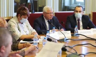 Депутатите на ГЕРБ-СДС напуснаха заседанието на Бюджетната комисия