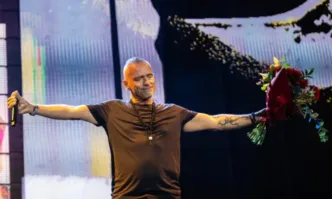 Броени часове до големия концерт на Ерос Рамацоти в София на 24 април в Arena 8888